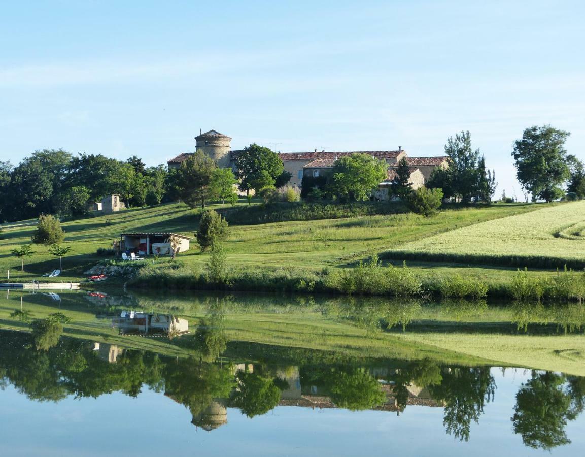 Bed and Breakfast Roulotte la Souleillade à Saint-Sernin  Extérieur photo